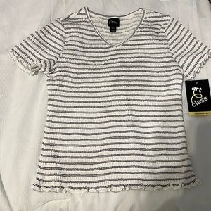 I am selling a stripes t shirt